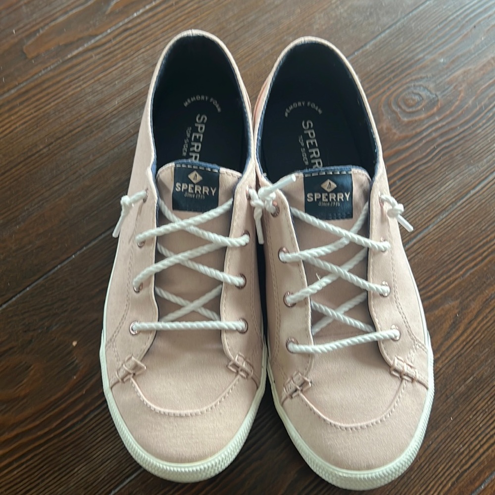 Sperry Boat Shoes Light Pink Size 9.5